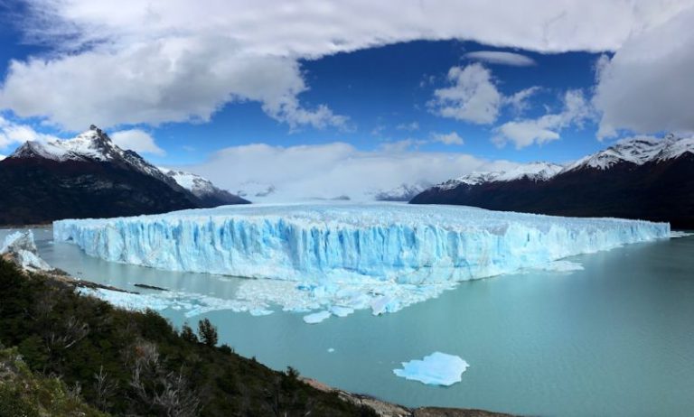 Mate Argentina Gourd - landscape photography of white iceburg